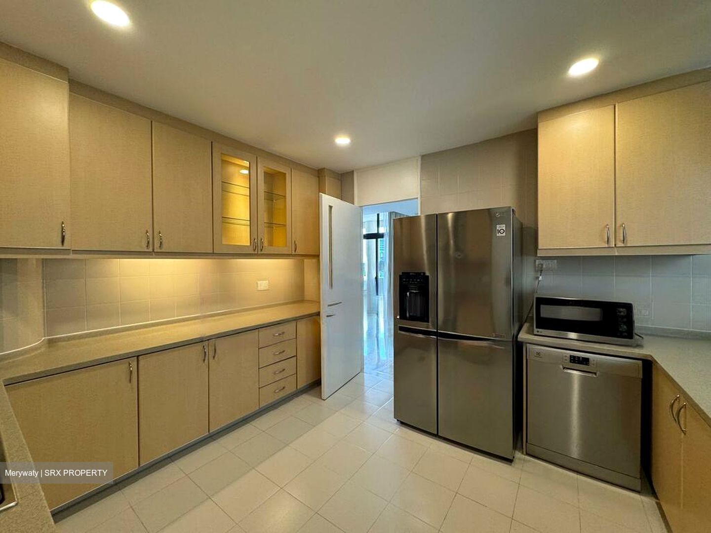The Colonnade (D10), Condominium #599641021